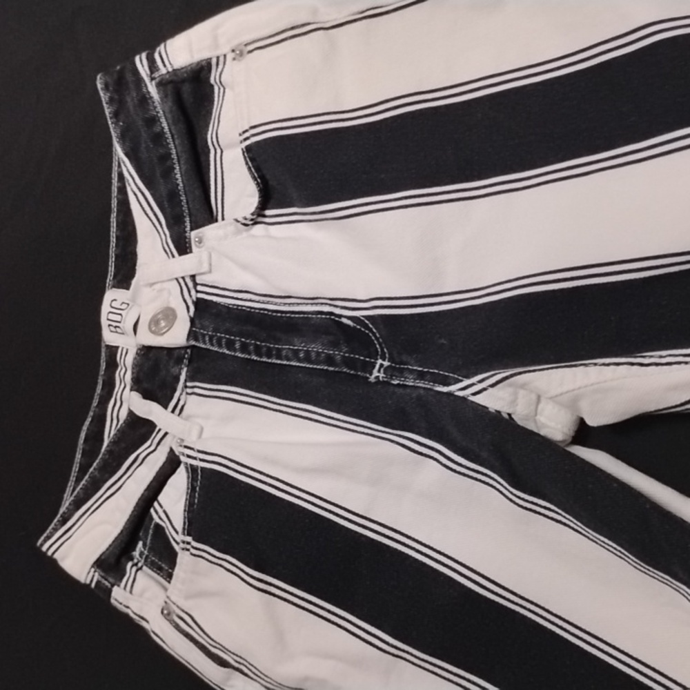 BDG Black White Stripe Denim Mom Jeans Waist Size 24 Straight Leg High Waist